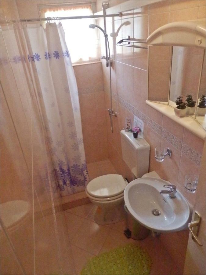 App Veselica Apartment Umag Ngoại thất bức ảnh