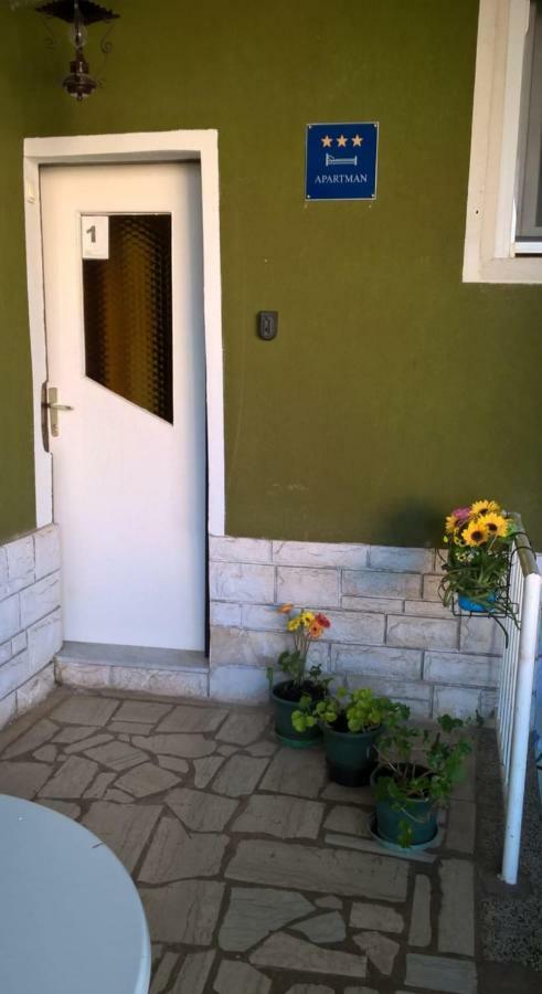 App Veselica Apartment Umag Ngoại thất bức ảnh